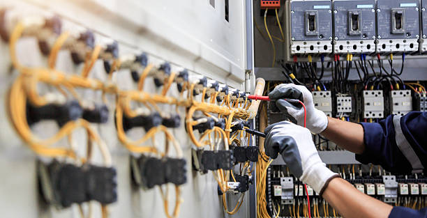 Professional Electrician technician working in Angels, CA